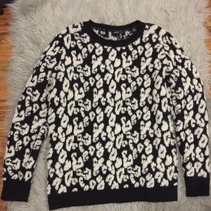 Oversized leopard print sweater